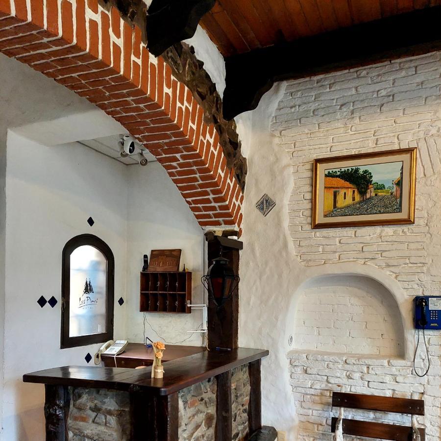 Posada Los Pinos Colonia del Sacramento Luaran gambar